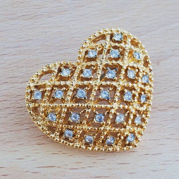 Vintage Heart Rhinestone Gold Tone Pin Brooch 1in - Picture 1 of 5